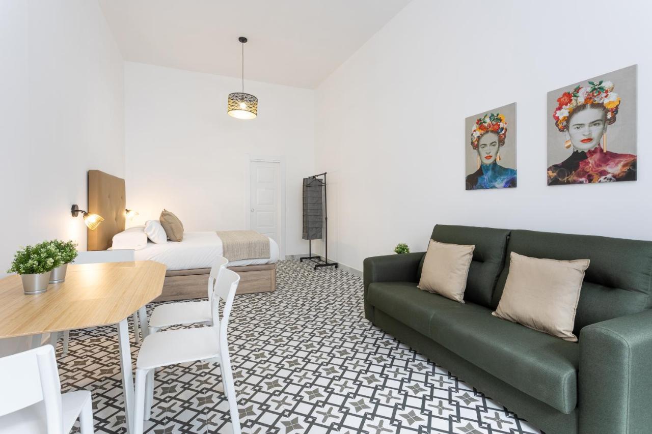 Holidays2Malaga Picasuss Loft New Built Close Huelin Beach And Promenade Eksteriør bilde