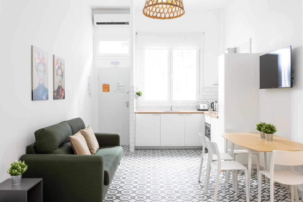 Holidays2Malaga Picasuss Loft New Built Close Huelin Beach And Promenade Eksteriør bilde